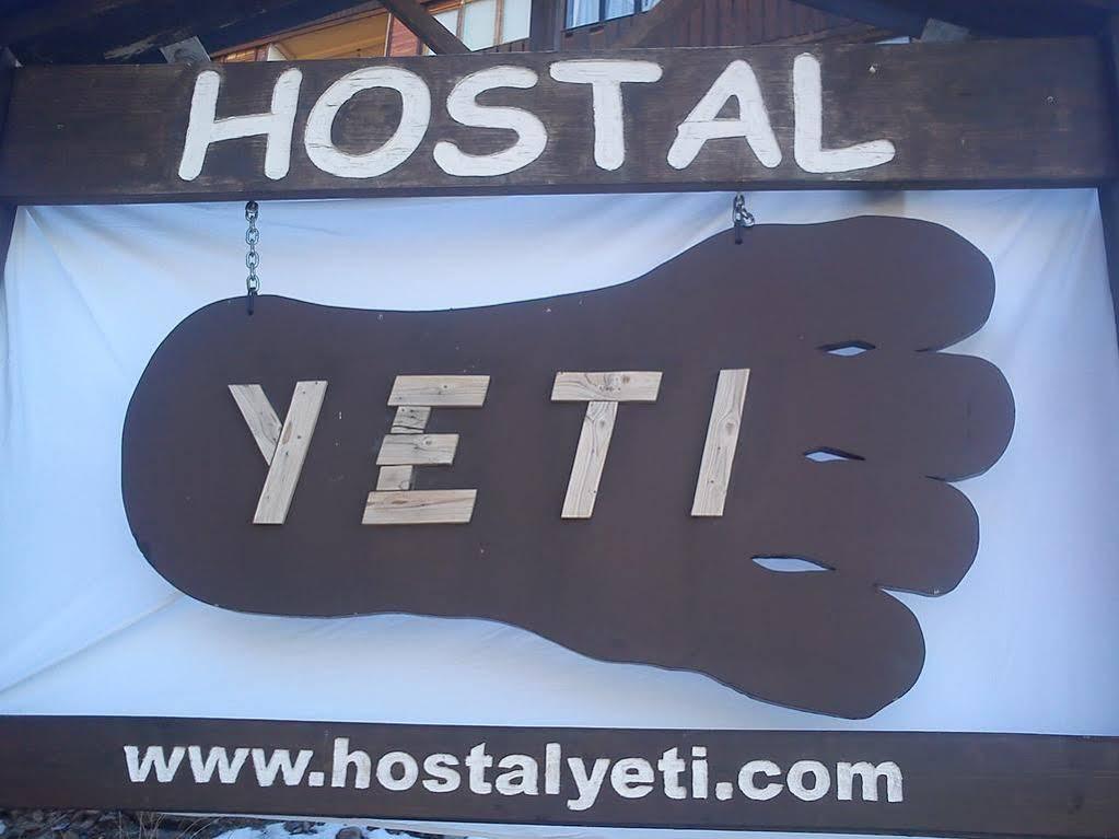Hostal Yeti Sierra Nevada Exterior photo